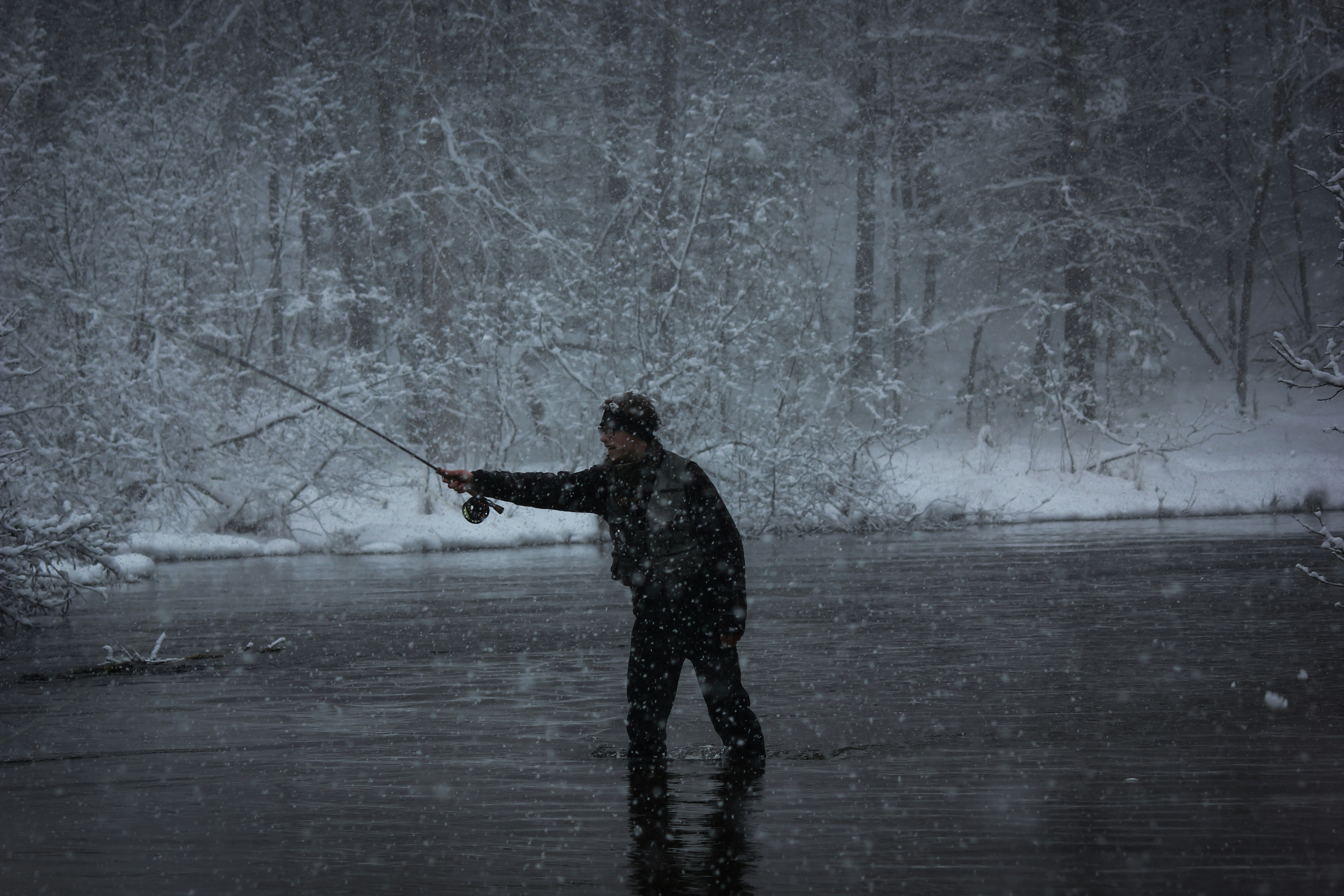 Communication safety for mule deer hunting